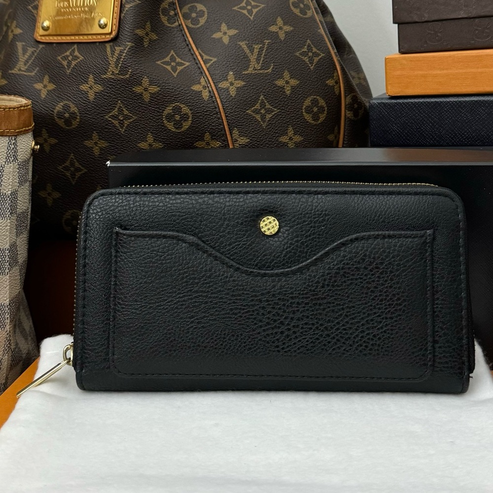 Black Leather Wallet NWT